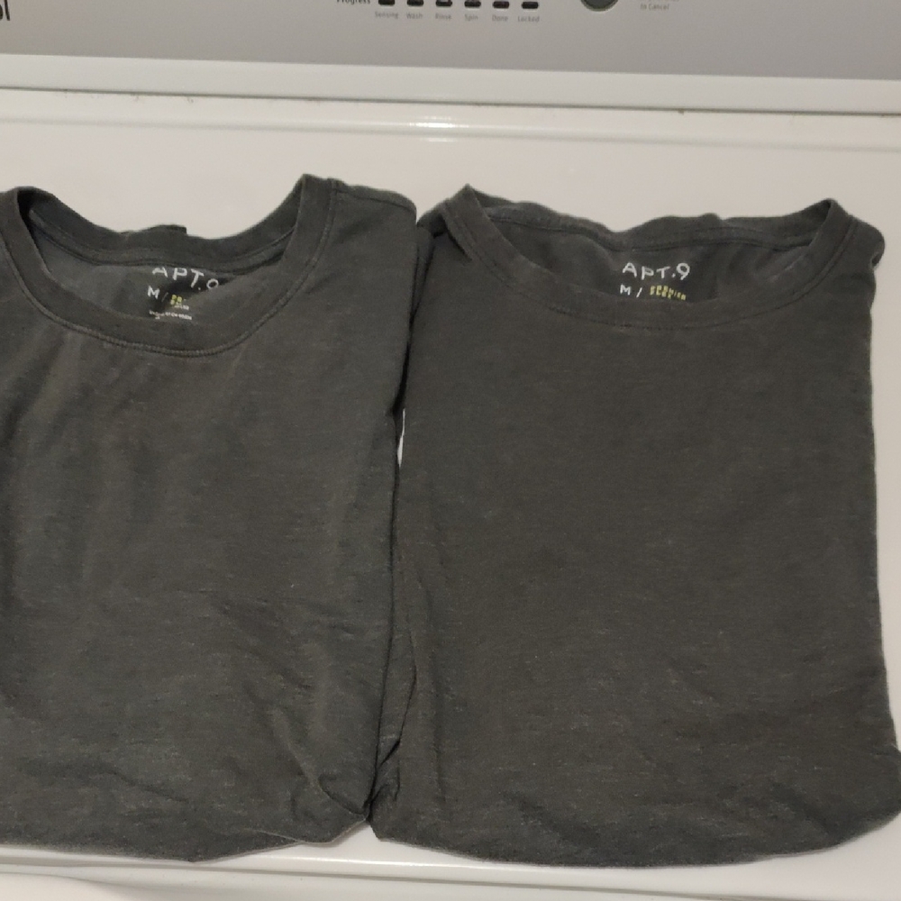 2 Apt. 9 Gray Short Sleeve Tee Size M